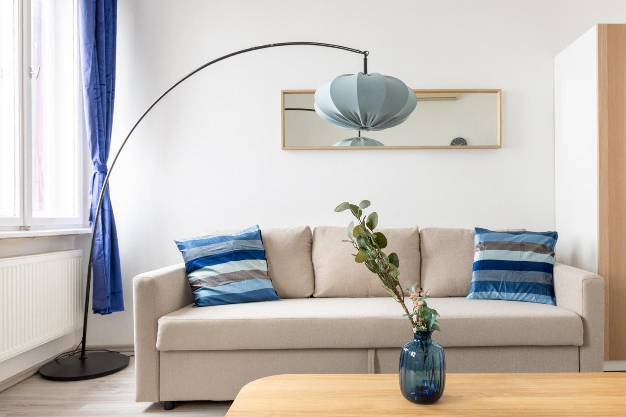 Vibrant Neighborhood Vibes Apartment *