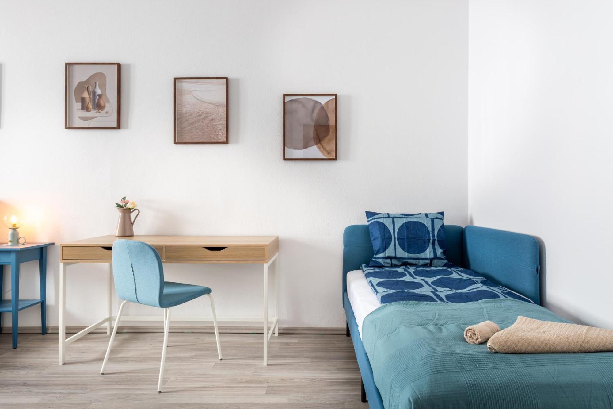 Vibrant Neighborhood Vibes Apartment
