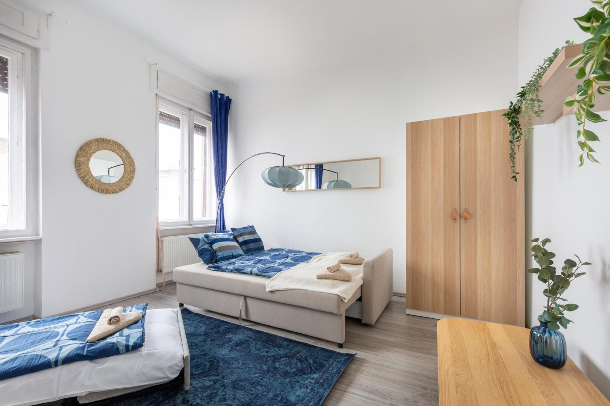 Apartment Vibrant Neighborhood Vibes Budapest